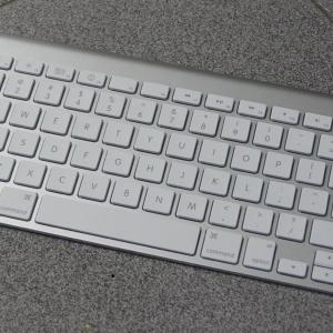 Apple Keyboard